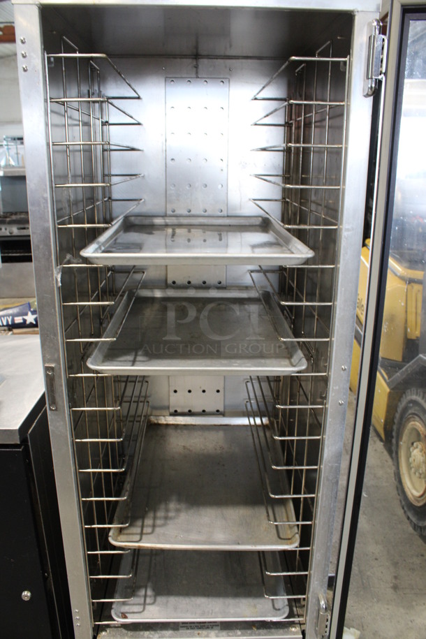 Carter Hoffmann Metal Commercial Enclosed Pan Transport Rack on Commercial Casters. 25x31x70.5. Tested and Working! - Image 4 of 5
