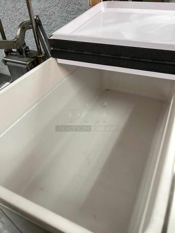New! Choice 65 Qt. Stainless Steel Commercial Beverage Cooler Cart NSF  - Image 4 of 8