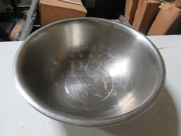 14 Inch Stainless Steel Mixing Bowl. 2XBID