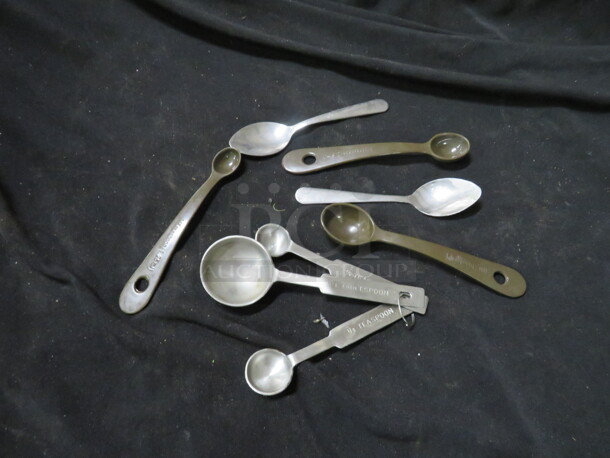 One Lot Of Assorted Measure Spoons.