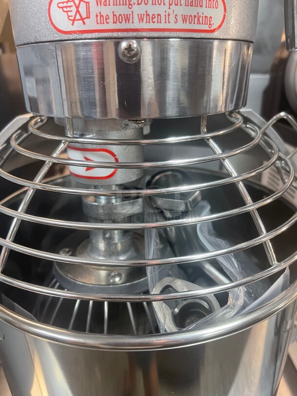 Brand New! Commercial 15 Qt Dough Counter Top Mixer With Three Attachments NSF 115 Volt Tested and Working - Image 7 of 8