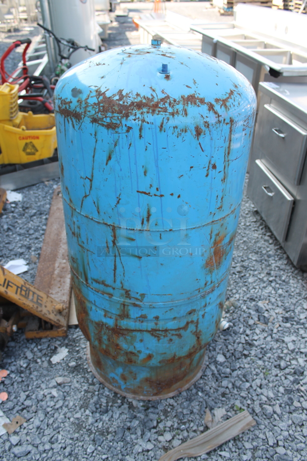 Well X Trol Metal Tank. - Image 4 of 5