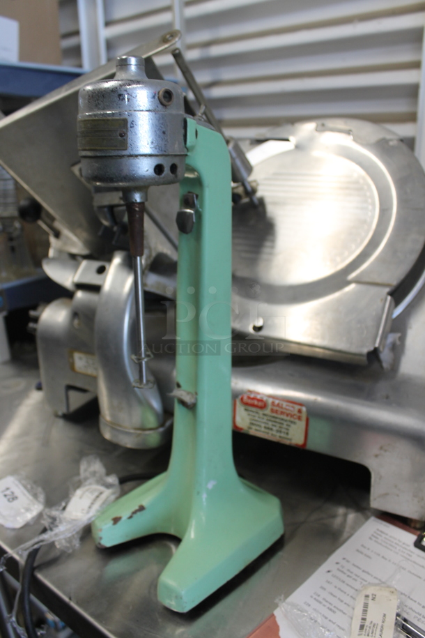 Hamilton Beach  Metal Commercial Countertop Milkshake Mixer Machine. 120 Volts, 1 Phase. Tested and Working! - Image 9 of 11