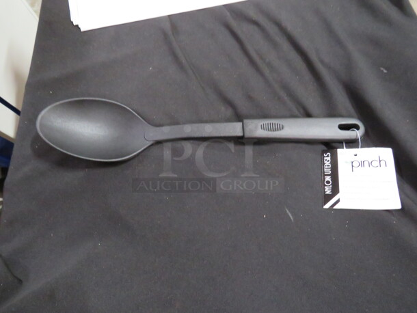 NEW Black Nylon Solid Spoon. # SPNN-BBR. 12XBID