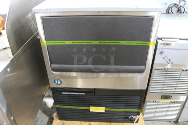 BRAND NEW! 2020 Hoshizaki KM-161BAJ Stainless Steel Commercial Self Contained Ice Machine. 115 Volts, 1 Phase.  - Image 4 of 5