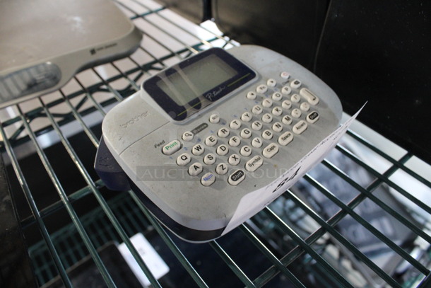 Brother P-touch Label Maker. 6x2x4 - Image 2 of 3