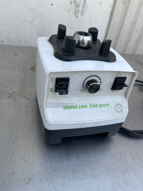 Working! Commercial Blender Model RB-777 115 Volt NSF No Jar 2L Capacity  - Image 2 of 10