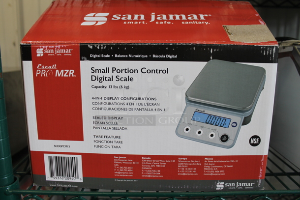 BRAND NEW IN BOX! San Jamar / Escali SCDGPCM13 13 lb. Digital Portion Control Kitchen Scale. Tested and Working! - Image 3 of 3