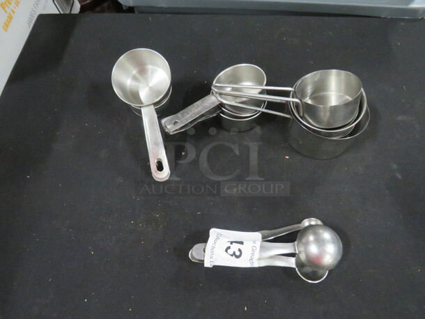 One Lot Of Assorted Measuring Spoons, And Cups. - Image 1 of 1