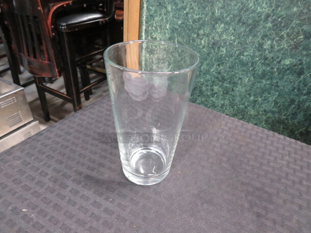 Beer/Water Glass. 7XBID