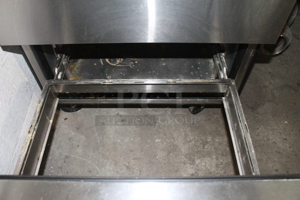 2020 True TWT-27D-2-HC Stainless Steel Commercial 2 Drawer Work Top Cooler on Commercial Casters. 115 Volts, 1 Phase. Tested and Working! - Image 6 of 8