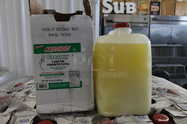 PALLET LOT of 60 BRAND NEW! Magic Choice Soybean Oil Creamy Liquid Shortening Jugs. 60 Times Your Bid! - Image 7 of 8