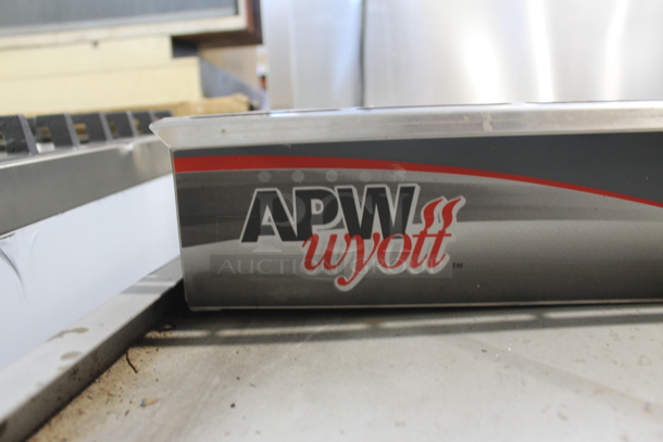 APW Wyott SPTU-50N Stainless Steel Commercial Countertop Bun Warming Drawer. 120 Volts, 1 Phase. Tested and Working! - Image 2 of 8