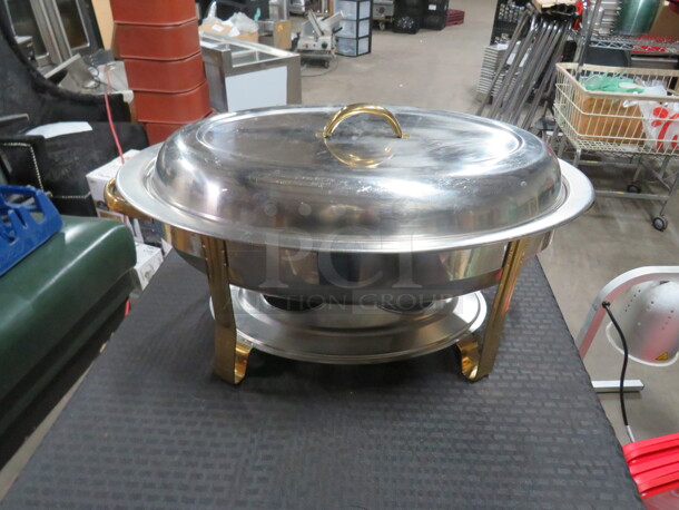 One Full Size Oval Chafer With Lid, And Gold Accents.