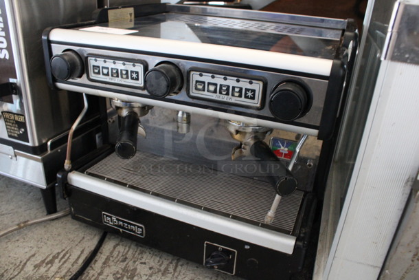 La Spaziale Model EK Stainless Steel Commercial Countertop 2 Group Espresso Machine w/ 2 Portafilters and 2 Steam Wands. 115 Volts, 1 Phase. 21x22x19 - Image 4 of 10