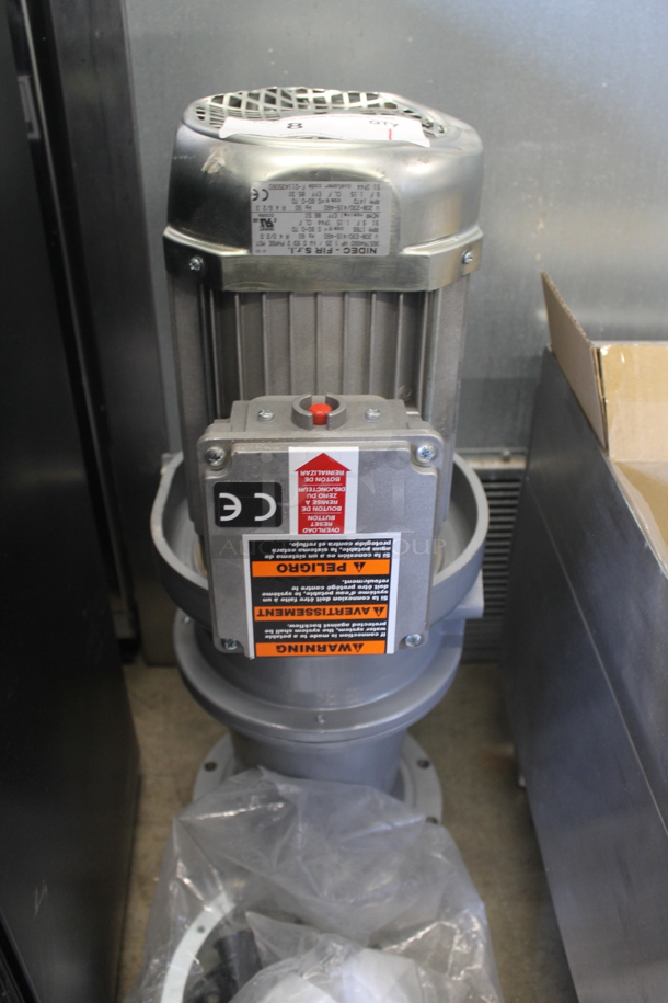 BRAND NEW SCRATCH AND DENT! 2022 Hobart FD4/125-2 Commercial Stainless Steel Dual Rotation Food Waste Disposer. 208-230V, 3 Phase.   - Image 2 of 7