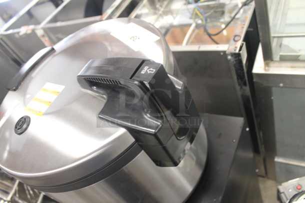 BRAND NEW SCRATCH AND DENT! 2022 Hamilton Beach 37560R Commercial Stainless Steel Electric Countertop 40/60 Cup Rice Cooker. 120V. Tested And Working!  - Image 8 of 8