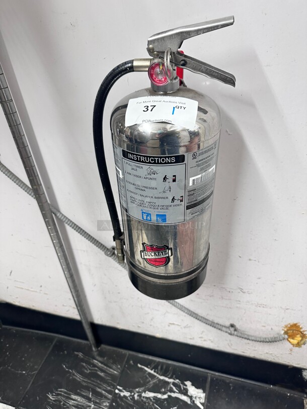 Fully Charged! Buckeye 2.5 Gallon Water Class A Fire Extinguisher - Rechargeable Untagged - UL Rating 1-A:K - Image 2 of 5