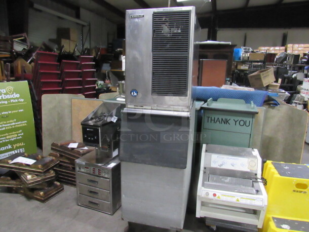 One Hoshizaki Ice Maker And Bin. Model# KM-501MAH. 115 Volt. 22X33X78 - Image 2 of 7