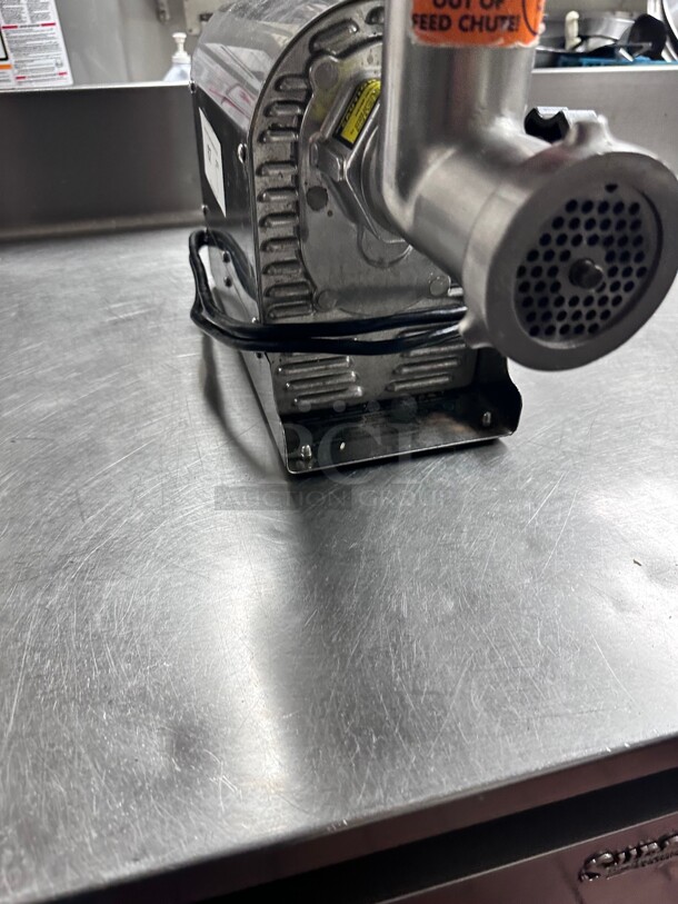 Working! Weston 8 1/2 Hp Stainless Steel Pro-Series Electric Heavy Duty Meat Grinder, Model# 08-0801-W 115 Volt Tested and Working! - Image 6 of 8