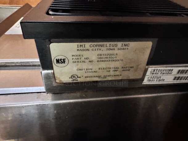 Working! Cornelius 631100045 CB 1522 Stainless Steel Drop-In Soda Dispenser with 6 UFB-1 Sanitary Lever Valves and 60 lb. Ice Bin, 115V NSF Tested and Working! Buyer Must Remove! - Image 6 of 7