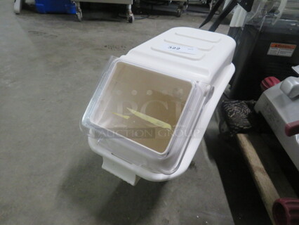 One Ingredient Bin With Lid.