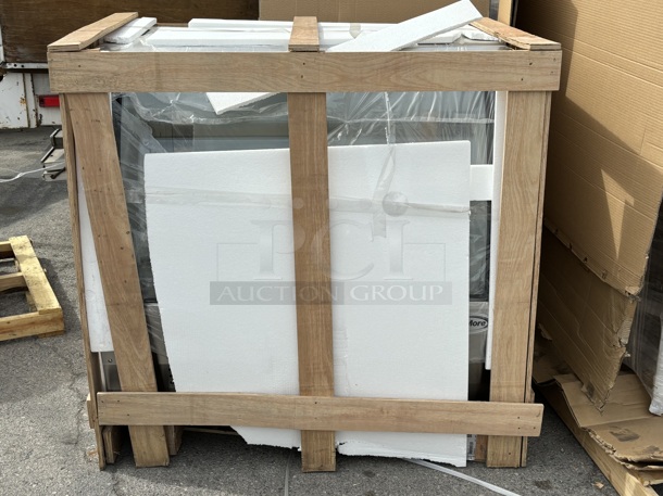 BRAND NEW UNOPENED IN THE CRATE!! Koolmore RD18C-SS 47 In. Deli Display Refrigerator - 18 Cu Ft.  - Image 2 of 4