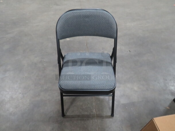 Metal Folding Chair With Cushioned Seat. 2XBID - Image 1 of 1
