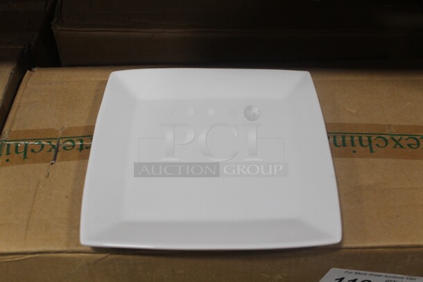 NEW IN BOX! 12 Vertex 9" Square Plates. 12X Your Bid!  - Image 1 of 2