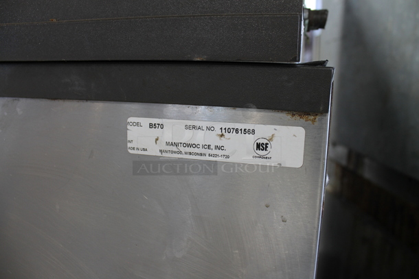 Manitowoc IY0606W-261 Stainless Steel Commercial Ice Machine Head on Manitowoc B570 Commercial Ice Bin. 208-230 Volts, 1 Phase. - Image 7 of 8