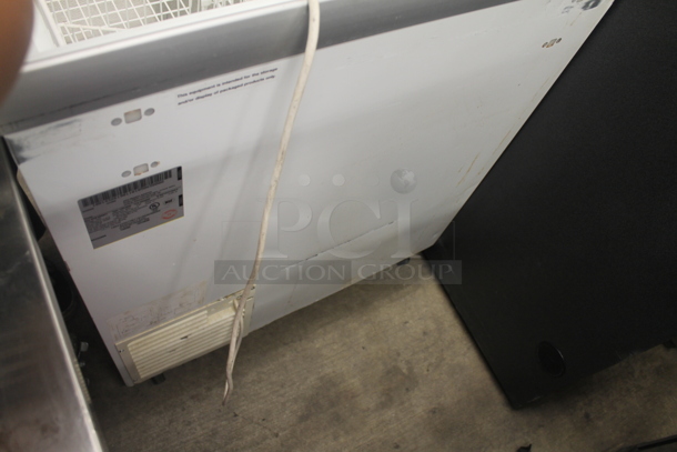 Master-Bilt EK26 Derby+ Commercial Electric Vertical White Freezer With Polycoated Shelves. 120V. Tested and Working! - Image 6 of 8