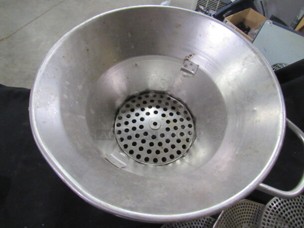 One Stainless Steel Sifter With Assorted Changeable Sifter Plates. - Image 2 of 3