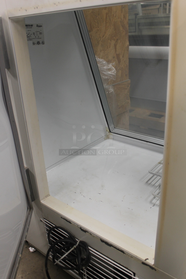 BRAND NEW SCRATCH AND DENT! Master-Bilt FIP-50 Metal Commercial Ice Cream Cake Freezer Display Case Merchandiser. 208-230 Volts, 1 Phase.  - Image 5 of 7