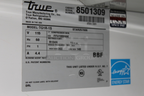 2015 True TG1R-1S ENERGY STAR Stainless Steel Commercial Single Door Reach In Cooler w/ Poly Coated Racks. 115 Volts, 1 Phase. Tested and Working! - Image 4 of 4