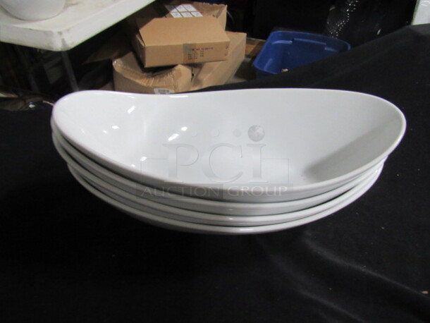 10X.5 Oval Serving Bowl. 4XBID - Image 1 of 3