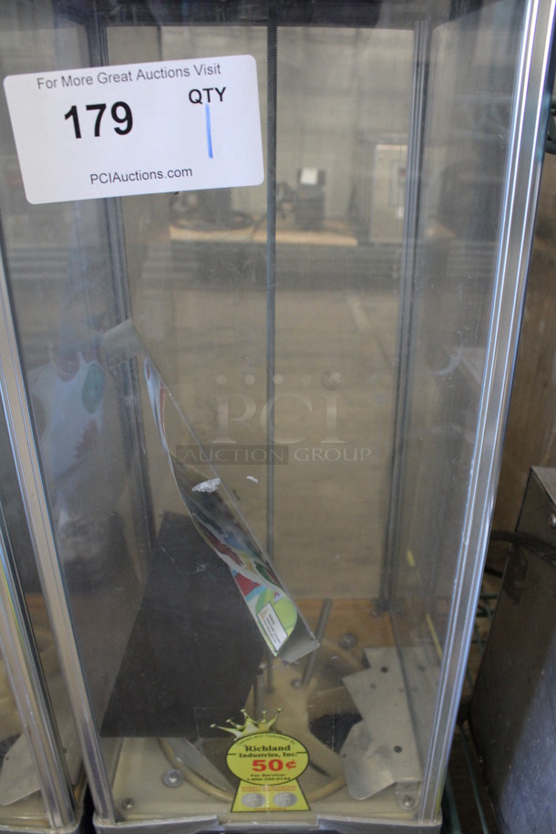 Richland Metal Single 50 Cent Manual Toy Vending Machine. 10x10x31 - Image 3 of 3
