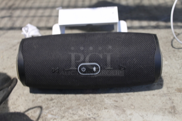 Portable Speaker. - Image 3 of 3