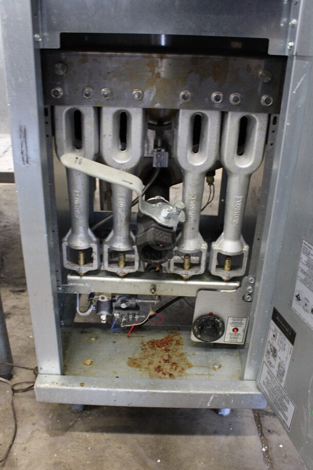 2021 Pitco Frialator Model 40D Stainless Steel Commercial Natural Gas Powered Floor Style Deep Fat Fryer w/ 2 Metal Fry Baskets. 107,000 BTU. 15.5x30x47 - Image 5 of 6
