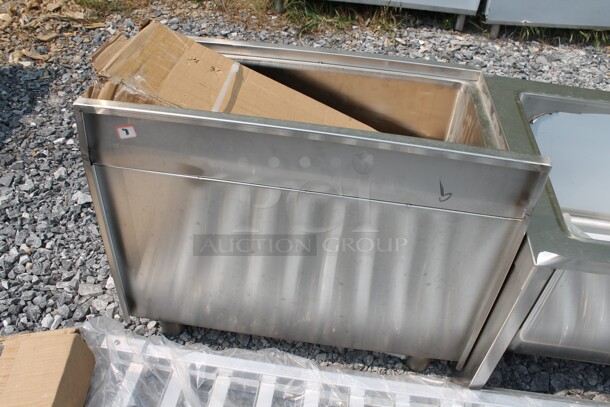 BRAND NEW SCRATCH AND DENT! Regency 600IB1824 Commercial Stainless Steel Underbar Ice Bin.  - Image 4 of 5