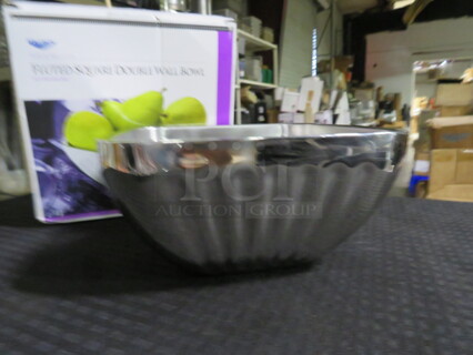 One NEW Vollrath 5.2 Quart Fluted Square Double Wall Bowl. $62.99