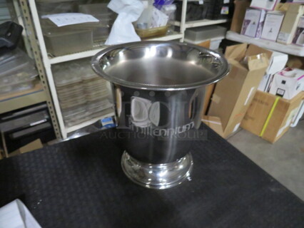 One NEW Vollrath Stainless Steel Wine Bucket. #82140