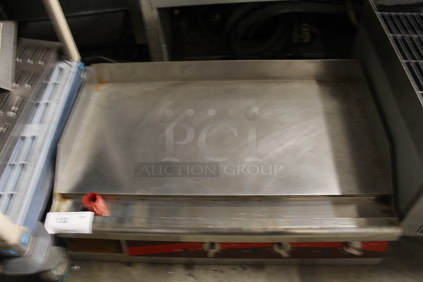 Avantco 177EG30N Stainless Steel Commercial Countertop Electric Powered Flat Top Griddle w/ Thermostatic Controls. 208/240 Volts, 1 Phase. - Image 2 of 4
