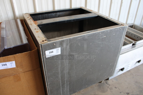 Stainless Steel Commercial Counter Frame. 30x29.5x30 - Image 4 of 4