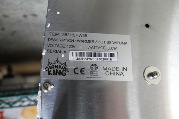 BRAND NEW SCRATCH AND DENT! Carnival King 382HSPW35 Stainless Steel Electric Countertop 3.5 Quart Condiment And Topping Warmer With Pump. 120V. Tested And Working! - Image 8 of 8