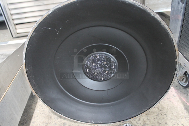 Utilitech Pro Metal Floor Style Fan. Cannot Test - Unit Was Previously Hardwired - Image 6 of 6