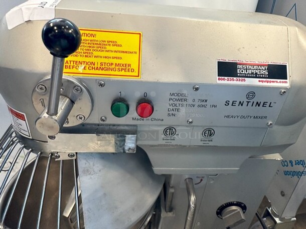2020 Sentinel SM-10 Metal Commercial Countertop 10 Quart Planetary Dough Mixer w/ Stainless Steel Mixing Bowl, Bowl Guard and Paddle Attachment. 110 Volts, 1 Phase. Tested and Does Not Power On - Image 3 of 7