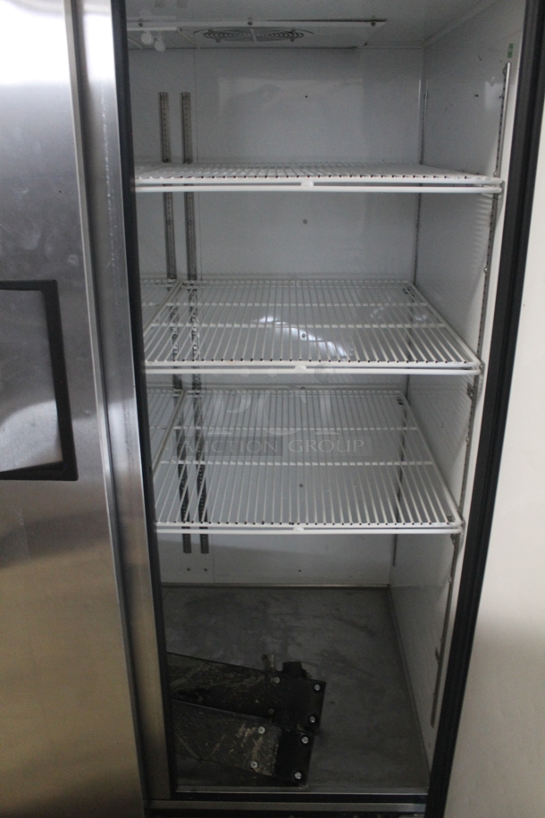 2013 True TG2R-2S Commercial Stainless Steel 2 Solid Door Reach-In Cooler With Plycoated Shelves And Commercial Casters. 115V, 1 Phase. Tested and Working! - Image 5 of 7