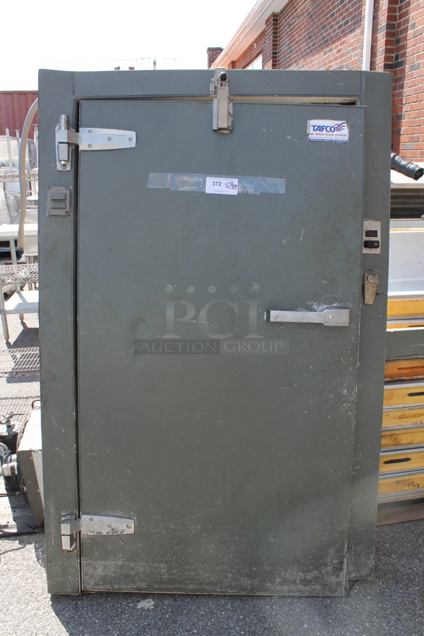 6'x8' Tafco Walk In Freezer Box w/ Floor, Tecumseh AW613ET-111-P21 208-230 Volt, 1 Phase Compressor and Evaporator Fan. Picture of the Unit Before Removal Is Included In the Listing. - Image 2 of 7
