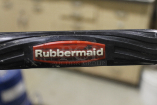 Rubbermaid Metal A Frame Ladder. - Image 4 of 4