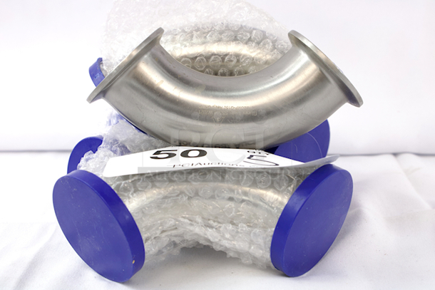 NEW-NEVER USED Glacier Tanks 90 Degree Elebow – 1-1/2” Tri-Clamp Connection. 3A Certified SS304 Stainless Steel. 3-3/4” x 1.998 x 3-3/4. 5x Your Bid - Image 2 of 3